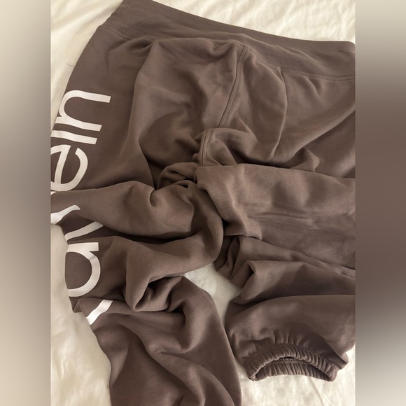 Calvin Klein Brown Performance Apparel sweatpants - Picture 3 of 5